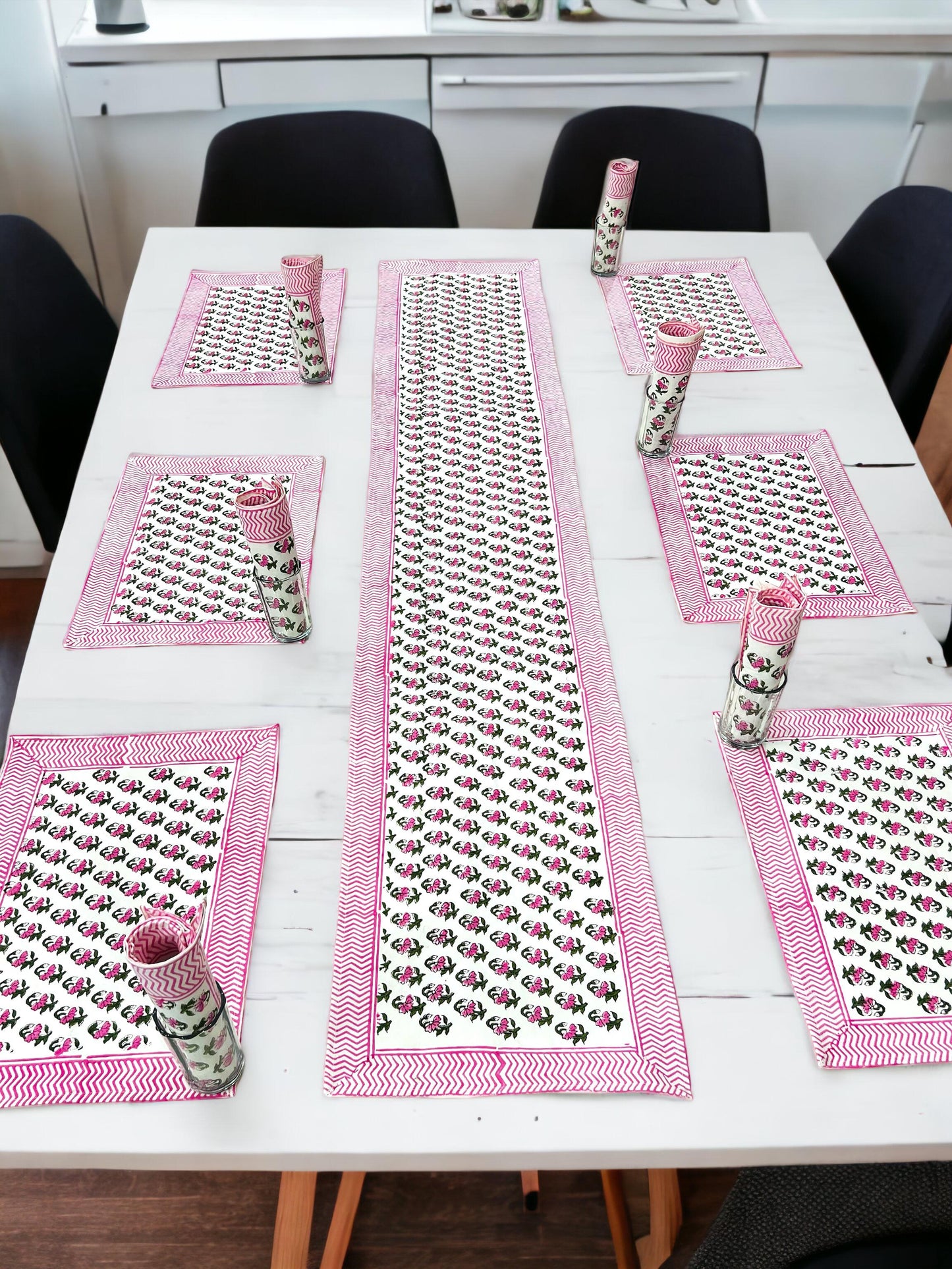Ruddy Pink Printed 6 Seater Table Runner
